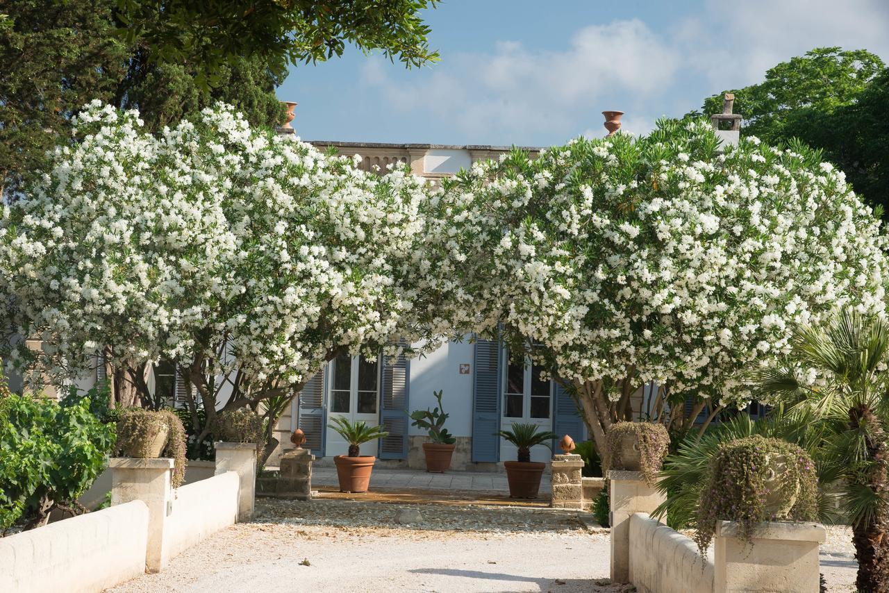 Dimora Del Duca, Masseria B&B Di Charme モンテローニ・ディ・レッチェ エクステリア 写真