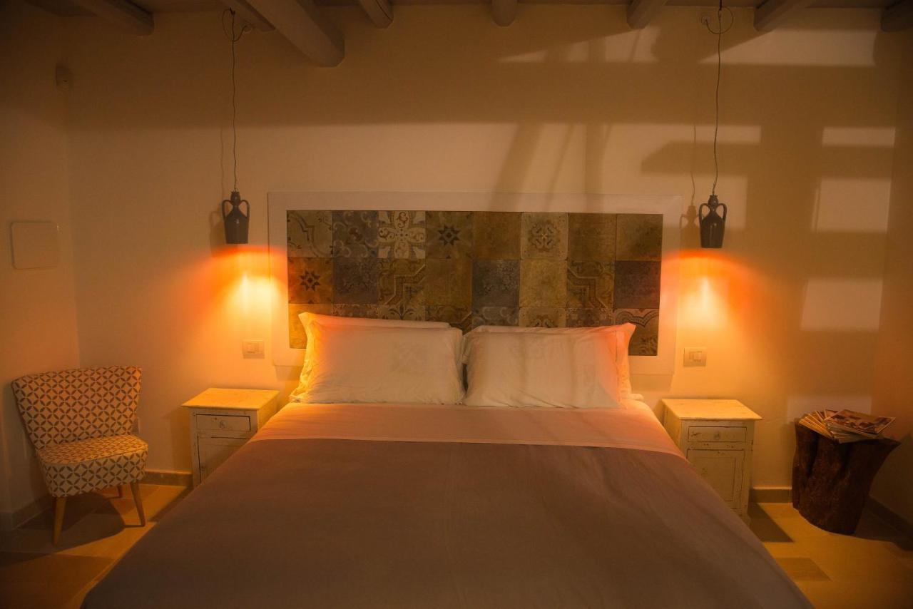 Dimora Del Duca, Masseria B&B Di Charme モンテローニ・ディ・レッチェ エクステリア 写真